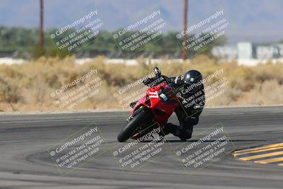 media/Oct-17-2024-Racers Edge (Thu) [[f51934c085]]/B Group/Session 4 (Turn 16)/